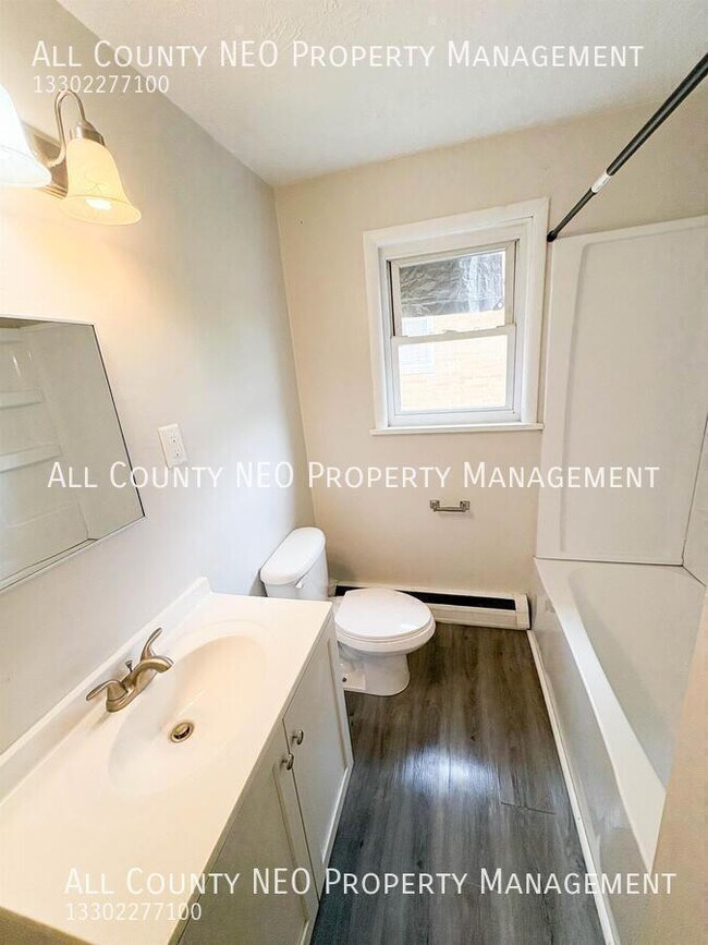 Foto del edificio - 2116 Market Ave N