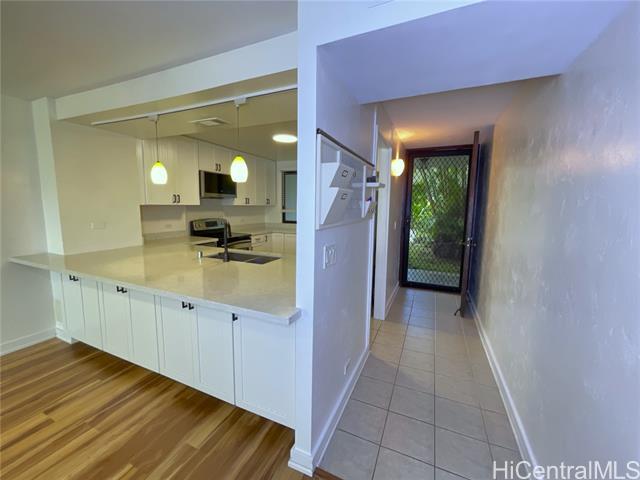 Building Photo - 500 Lunalilo Home Rd