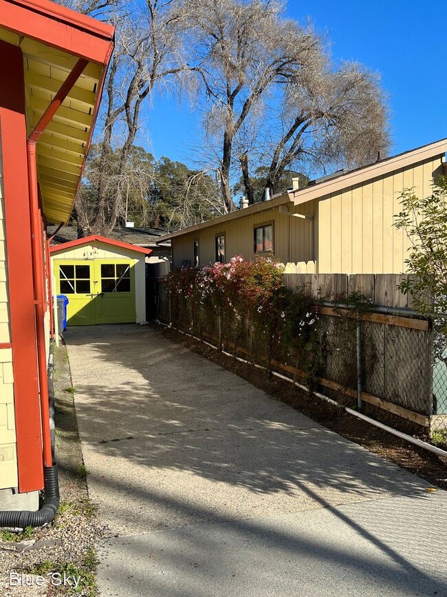 Building Photo - 2 br, 1 bath House - 112 Ocean Street