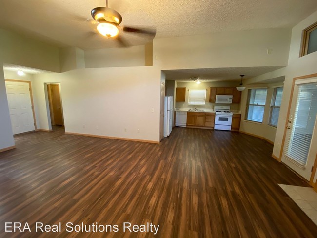 Building Photo - 2826 Morality Dr