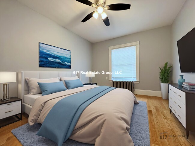 Building Photo - 4 Everett Square