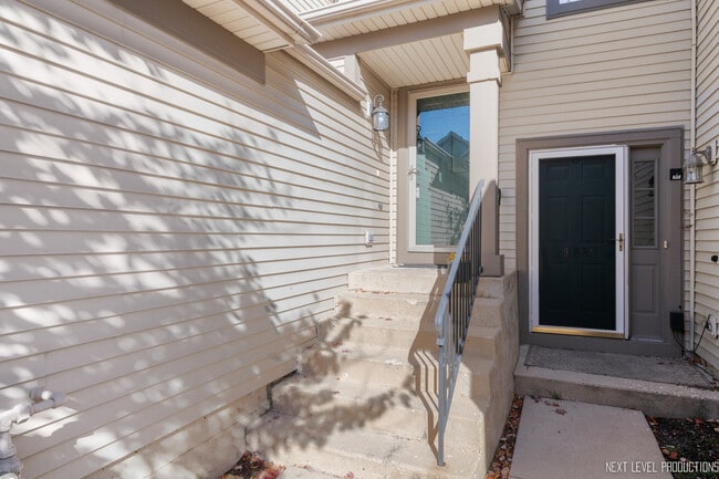 Building Photo - 987 Park Hill Cir