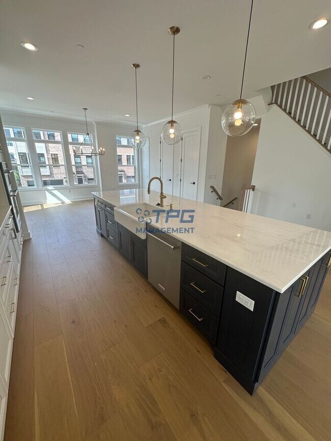 Foto del edificio - 17 Waller Dr