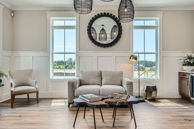 Foto del edificio - 150 PYRUS Ln