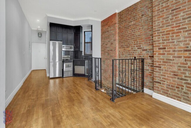 Foto del edificio - 250 Mott St