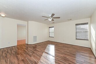 Building Photo - 11830 Hueco Tanks Dr