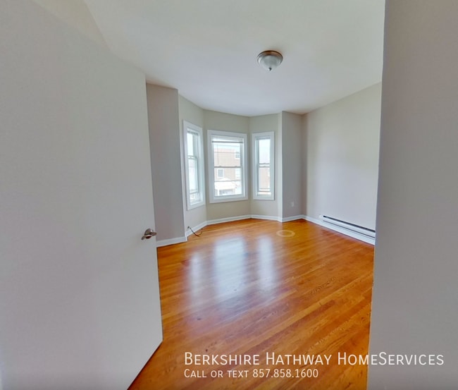 Photo - 117 George St Apartment