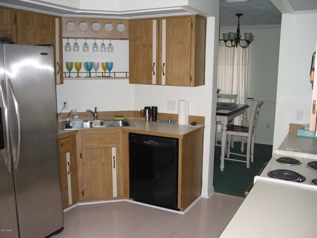 Building Photo - 1800 Spruce Creek Blvd