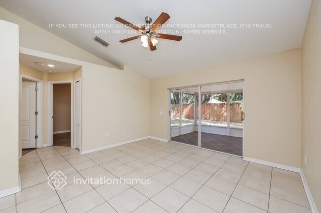 Foto del edificio - 507 Somerstone Dr