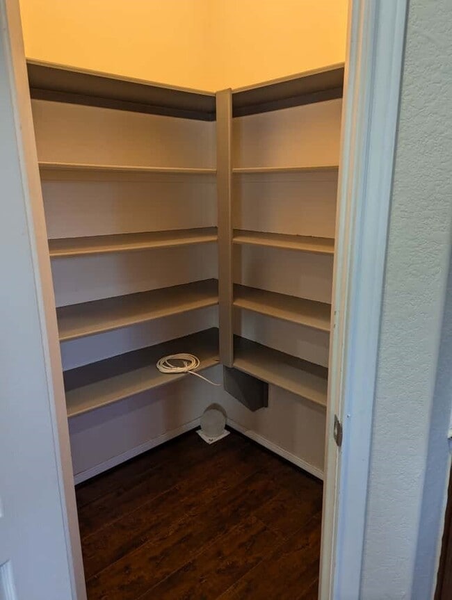 Foto del edificio - 426 Dockside Terrace