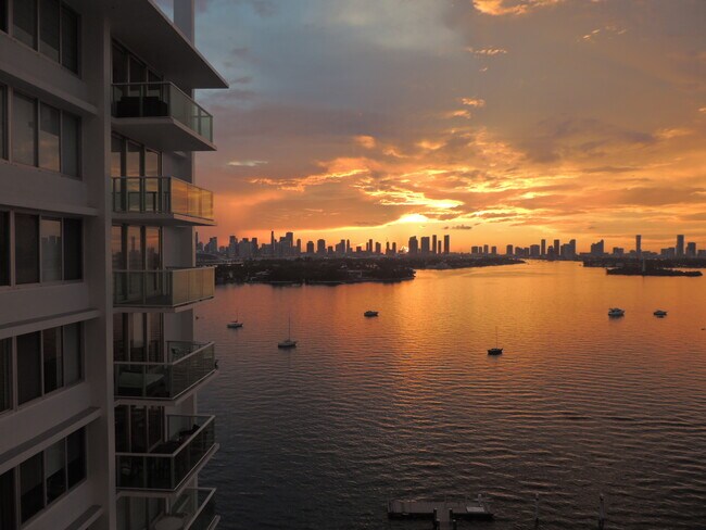 Foto del edificio - 1000 West Ave