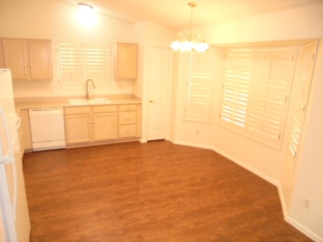 Building Photo - 17818 N 144th Cir