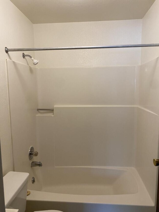 Foto del edificio - 1 bedroom in Billings MT 59105