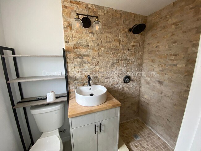 Foto del edificio - 4133 3rd Ave N