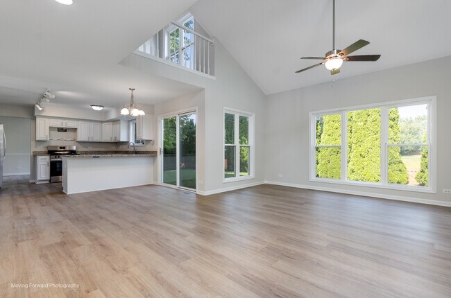 Foto del edificio - 1020 Prairie View Ct