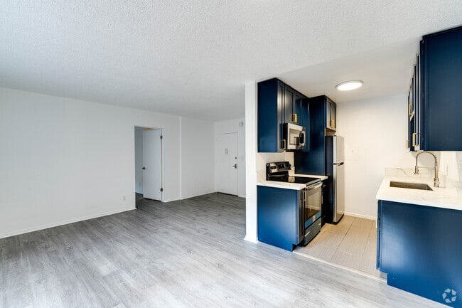 1BR ,1BA - 701SF - The Orly on Orange