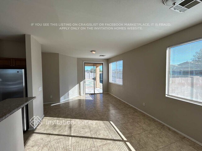 Building Photo - 6537 S 15th Dr