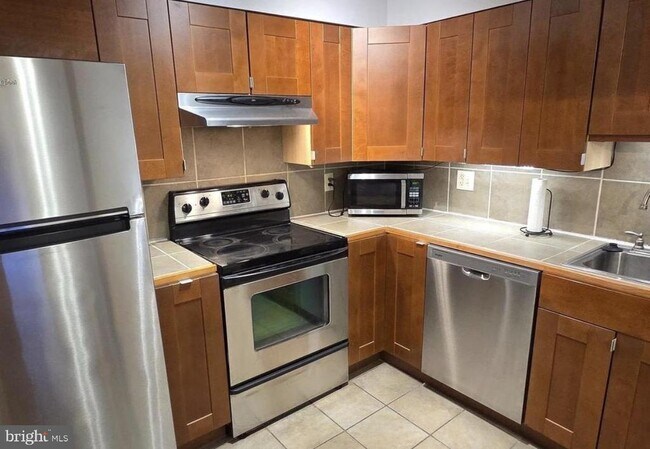 Foto del edificio - 10118 Campus Way S