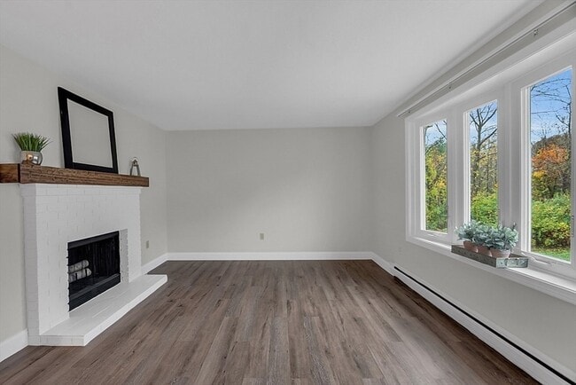 Building Photo - 67 Plantation Rd