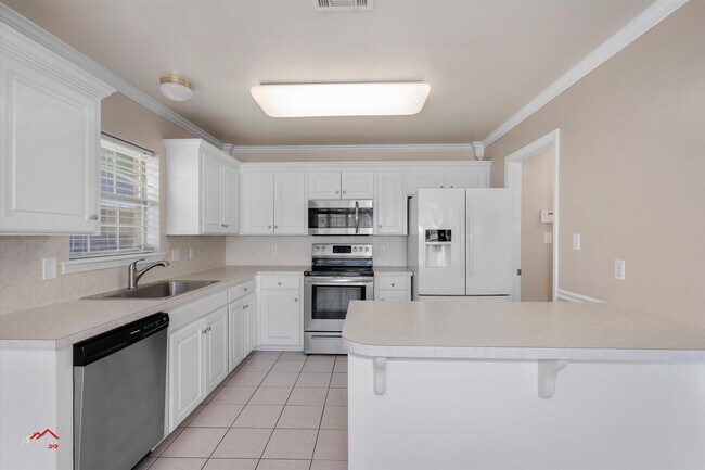 Building Photo - 2505 Brookhaven Dr