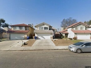 Building Photo - 2909 Woodglen Dr