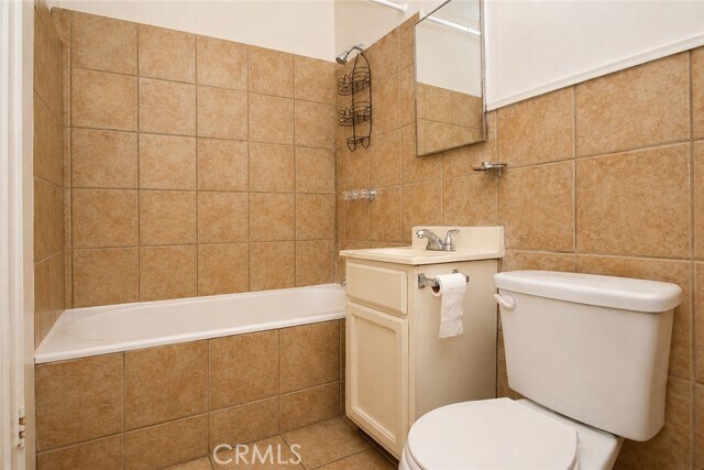 Foto del edificio - 2681 Orchard Ave.