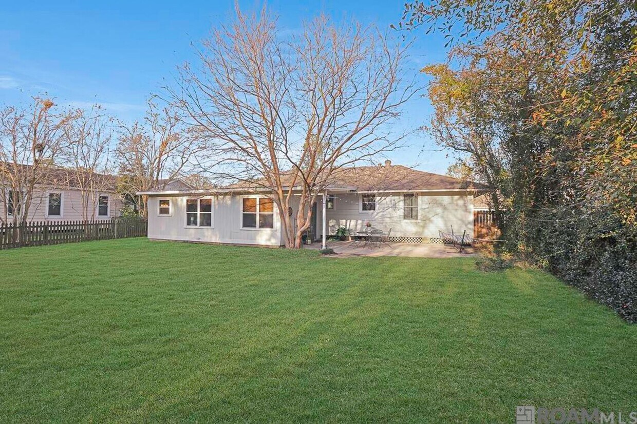 Foto del edificio - 4 Bedroom House in Southdowns| Near St. Aloysius School