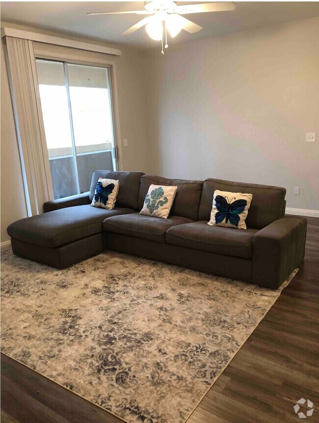 Wild Rose Apartments under 400 Las Vegas, NV 1 Rentals