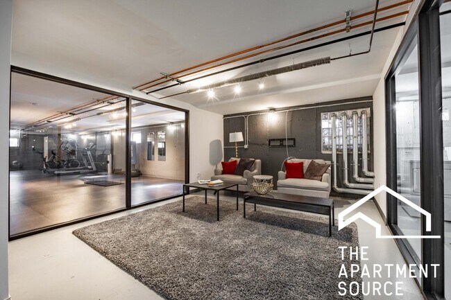 Foto del edificio - 7621 N Sheridan Rd