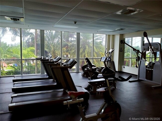 Building Photo - 3500 Coral Way