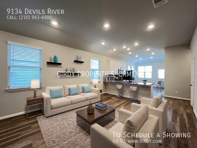 Building Photo - Charming 3-Bedroom Retreat with 2 Baths in...
