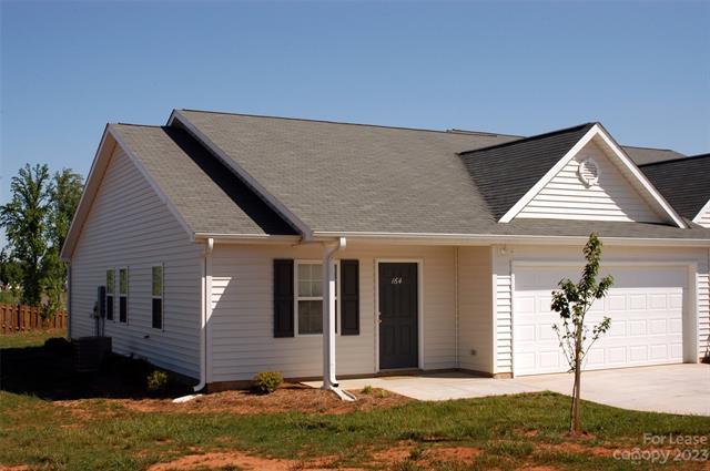 Building Photo - 164 Springwood Ln