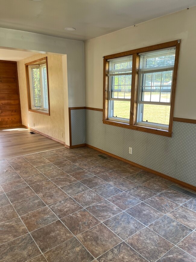 Photo - 1035 IN-25 House