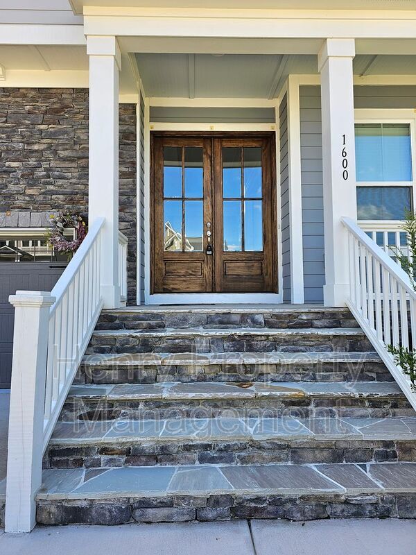 Foto del edificio - 1600 Ferntree Ct