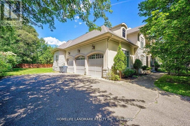 Building Photo - 450 Meadow Wood Rd