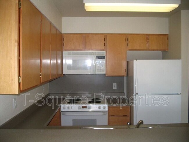 Building Photo - 9525 NE 180th St