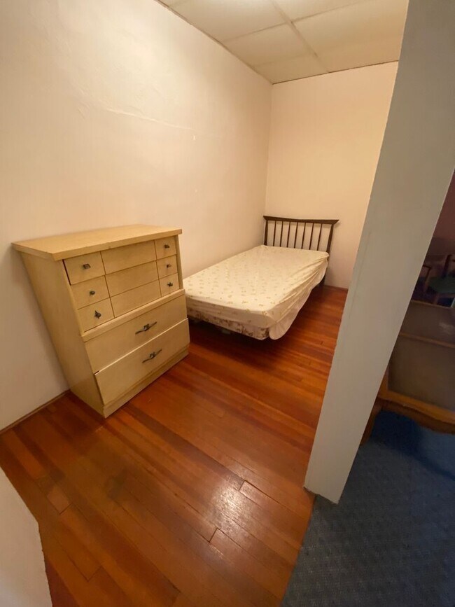 Foto del edificio - 2 Bedroom Furnished apartment in Salisbury