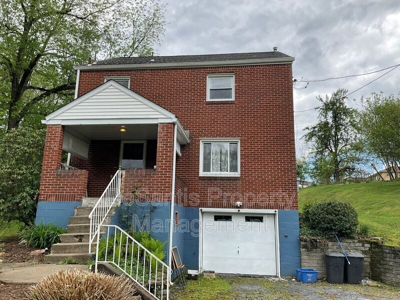 Primary Photo - 458 Miller Rd