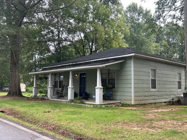 Foto del edificio - 6171 Collins St NE