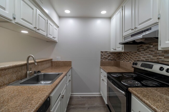 Interior Photo - Woodburn Townhomes