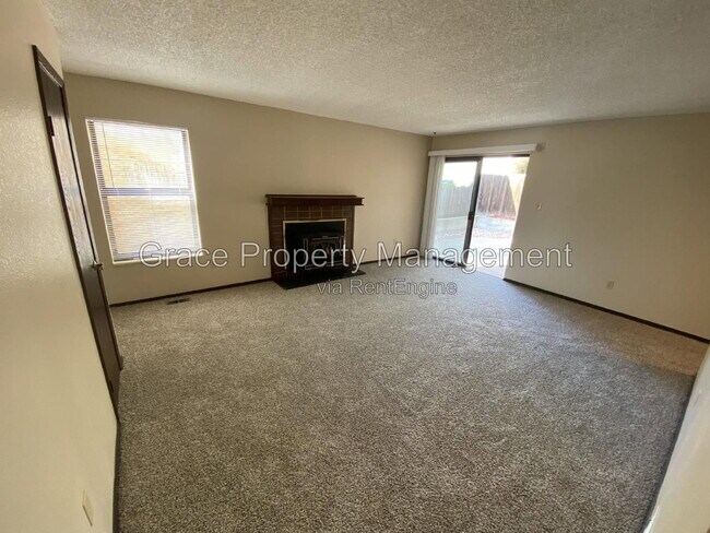 Foto del edificio - 11785 Sherman St