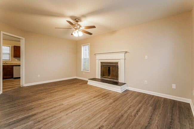 Foto del edificio - 2631 Windage Dr SW