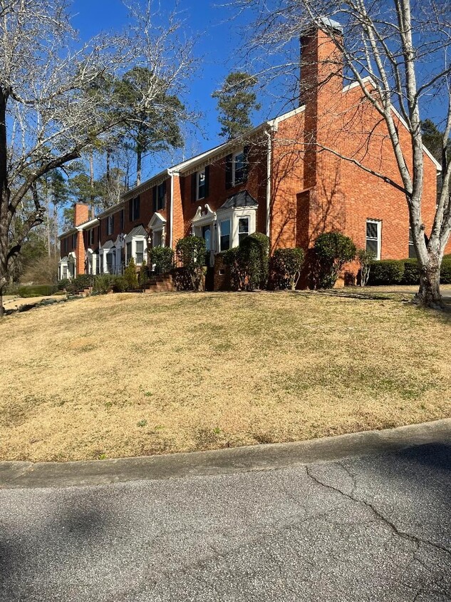 Primary Photo - Classy Townhome In The Heart of Martinez-