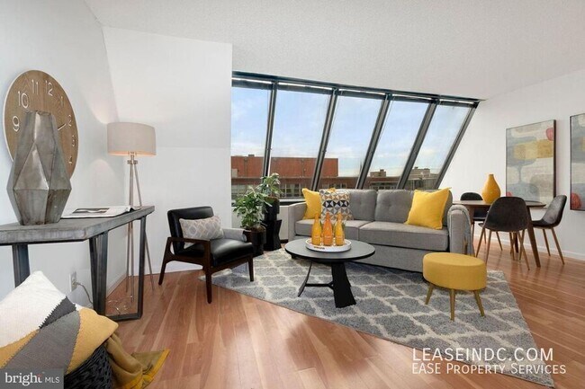 Foto del edificio - 1245 13th St NW