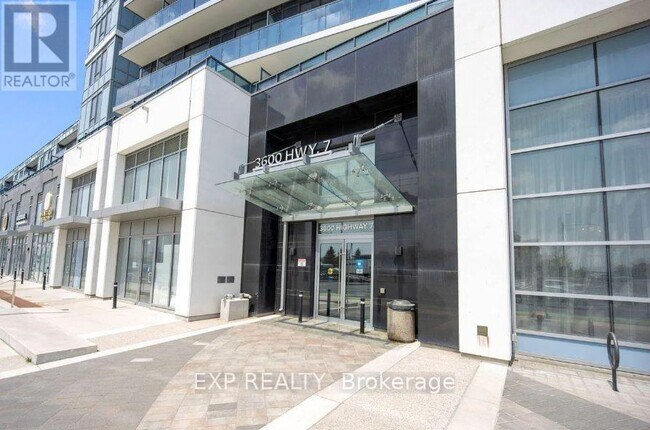 Photo du bâtiment - 3700 Hwy 7 W