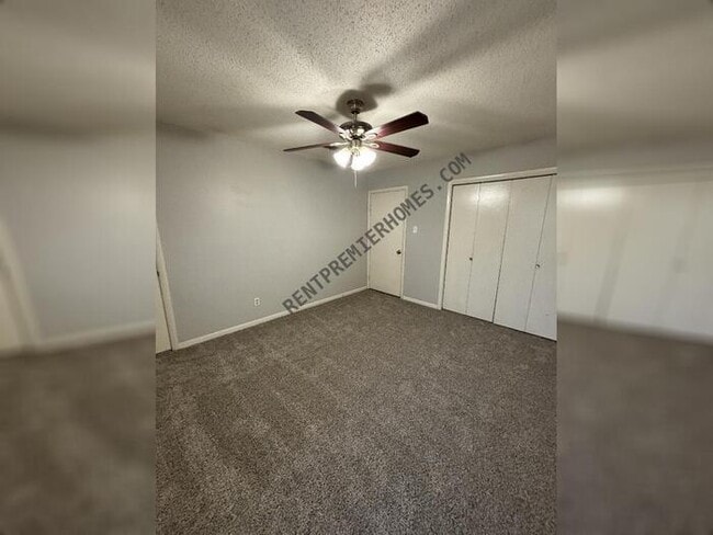 Building Photo - 149 Wildflower Dr