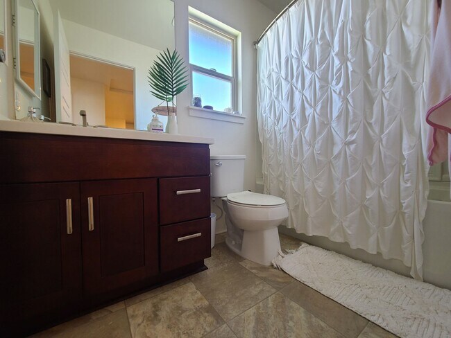 Foto del edificio - 91-1567 Laauala St, Ewa Beach, HI 96706 - ...