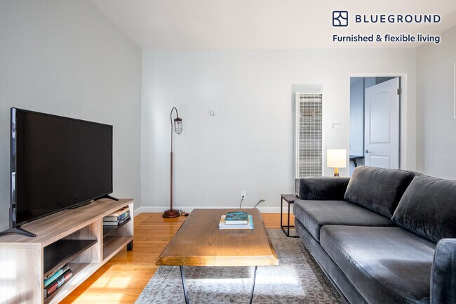 Foto del edificio - 327 Hawthorne Ave