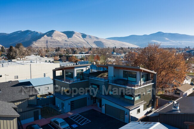 Foto del edificio - 1613 Montana St