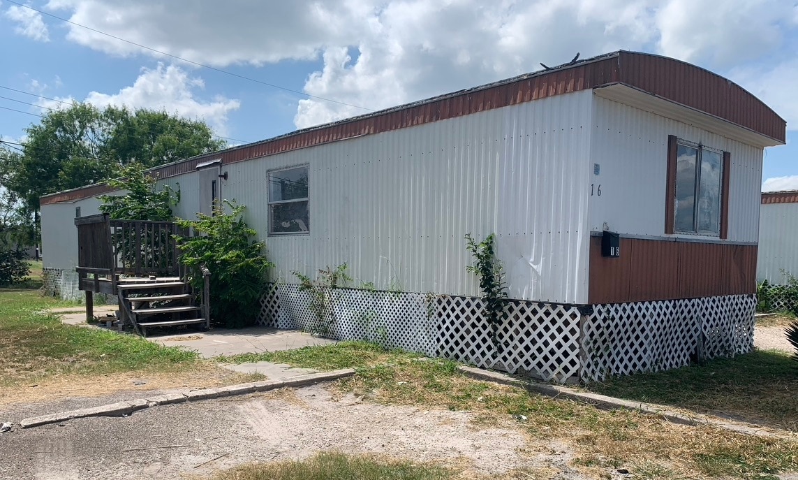 1127 W Kenedy Ave, Kingsville, TX 78363 House Rental in Kingsville, TX